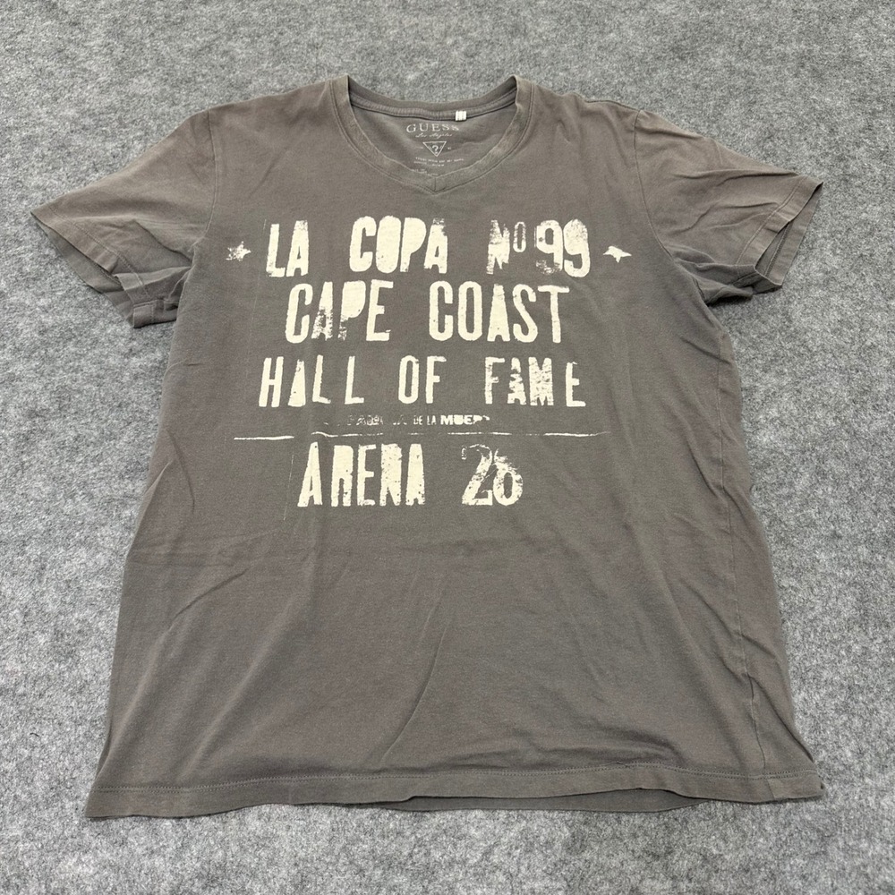 Guess T-Shirt Mens Medium Gray Y2K La Copa Hall of Fame Graphic V-Neck Cotton
